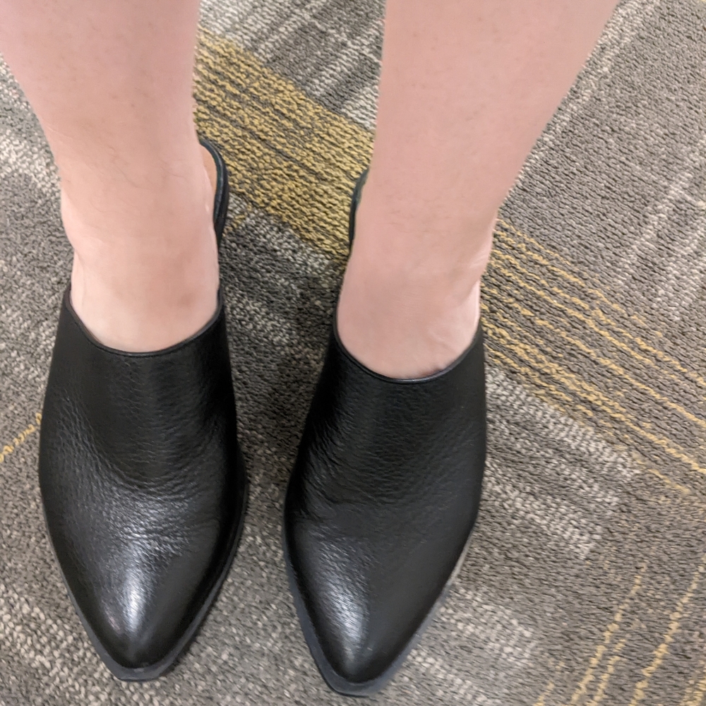 Chinese Laundry Millie Black Mules - Picture 11 of 15